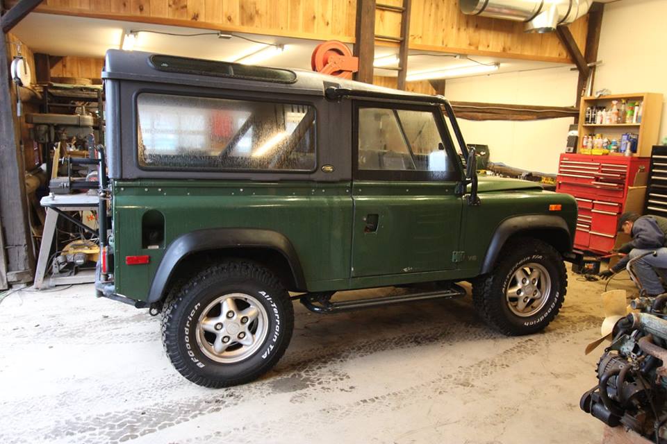 The 1994 Land Rover D90 as it arrived in the shop.