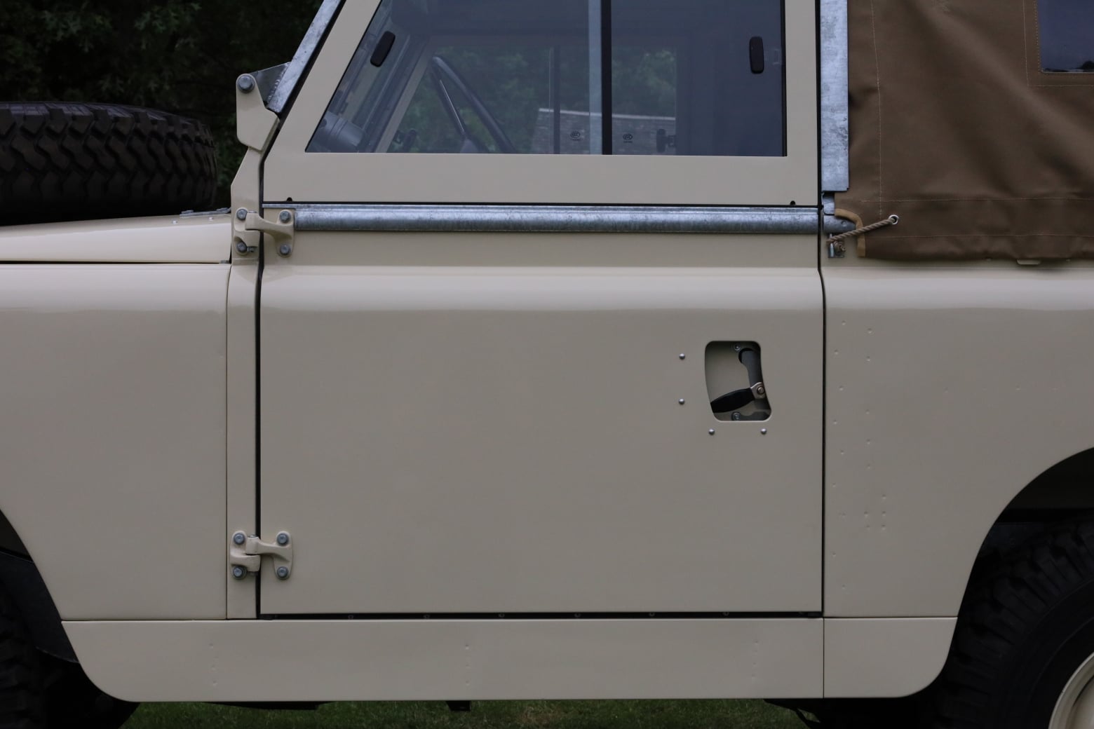 1963 Land Rover Series IIA Limestone Photo 17