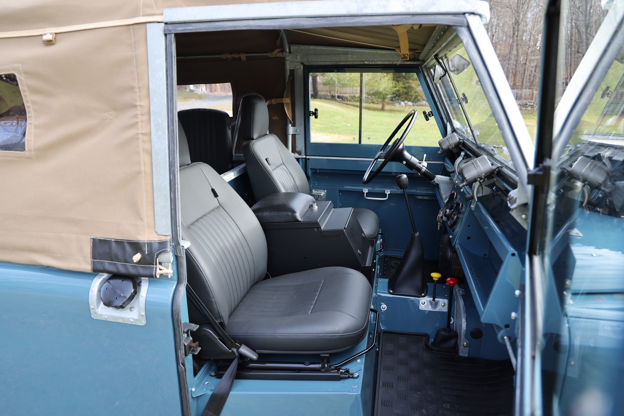 1965 Land Rover Series IIA Marine Blue 109 Inch Photo 9