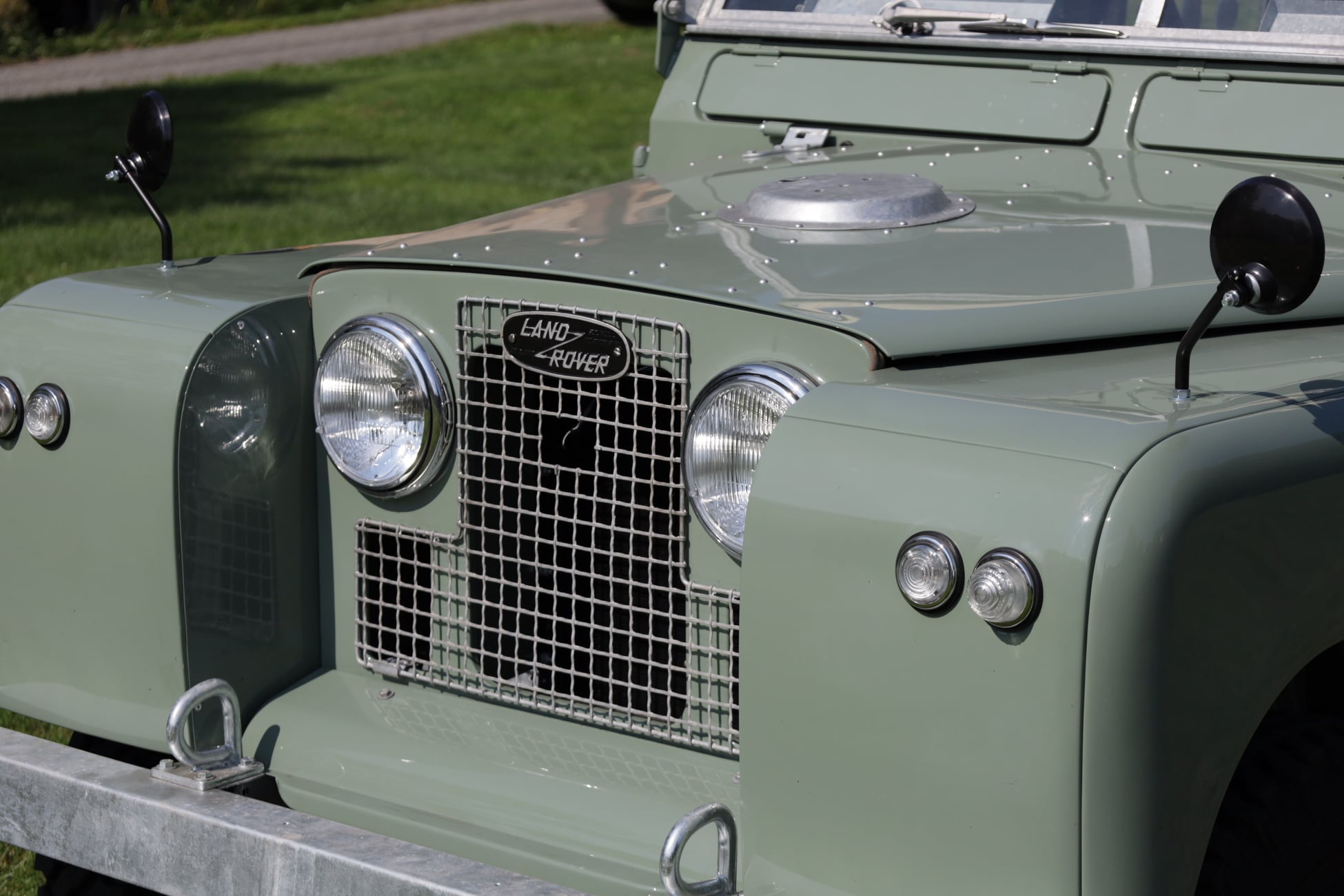 1965 Land Rover Series IIA Pastel Green Restored 11