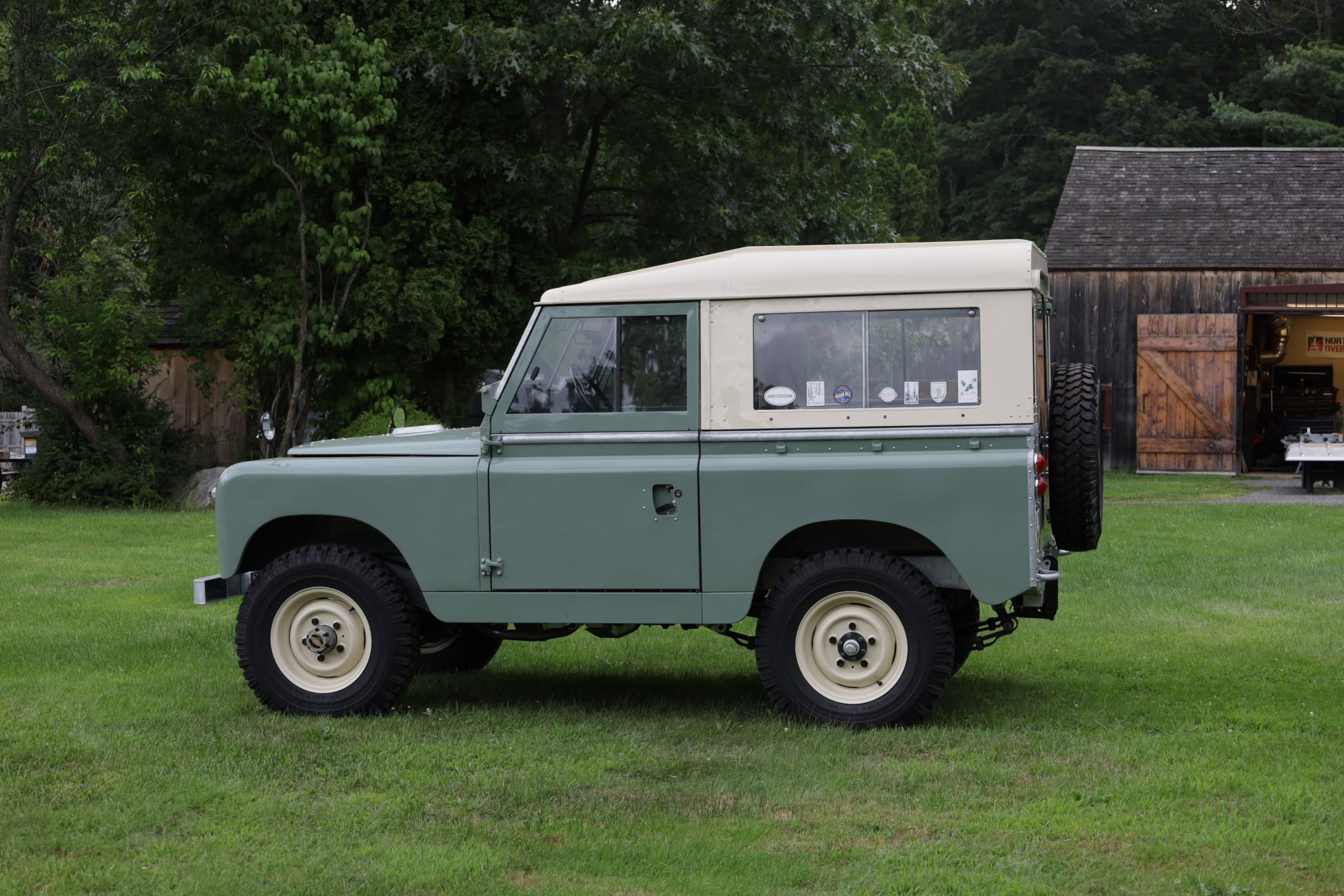 1965 Land Rover Series IIA Pastel Green Restored 3