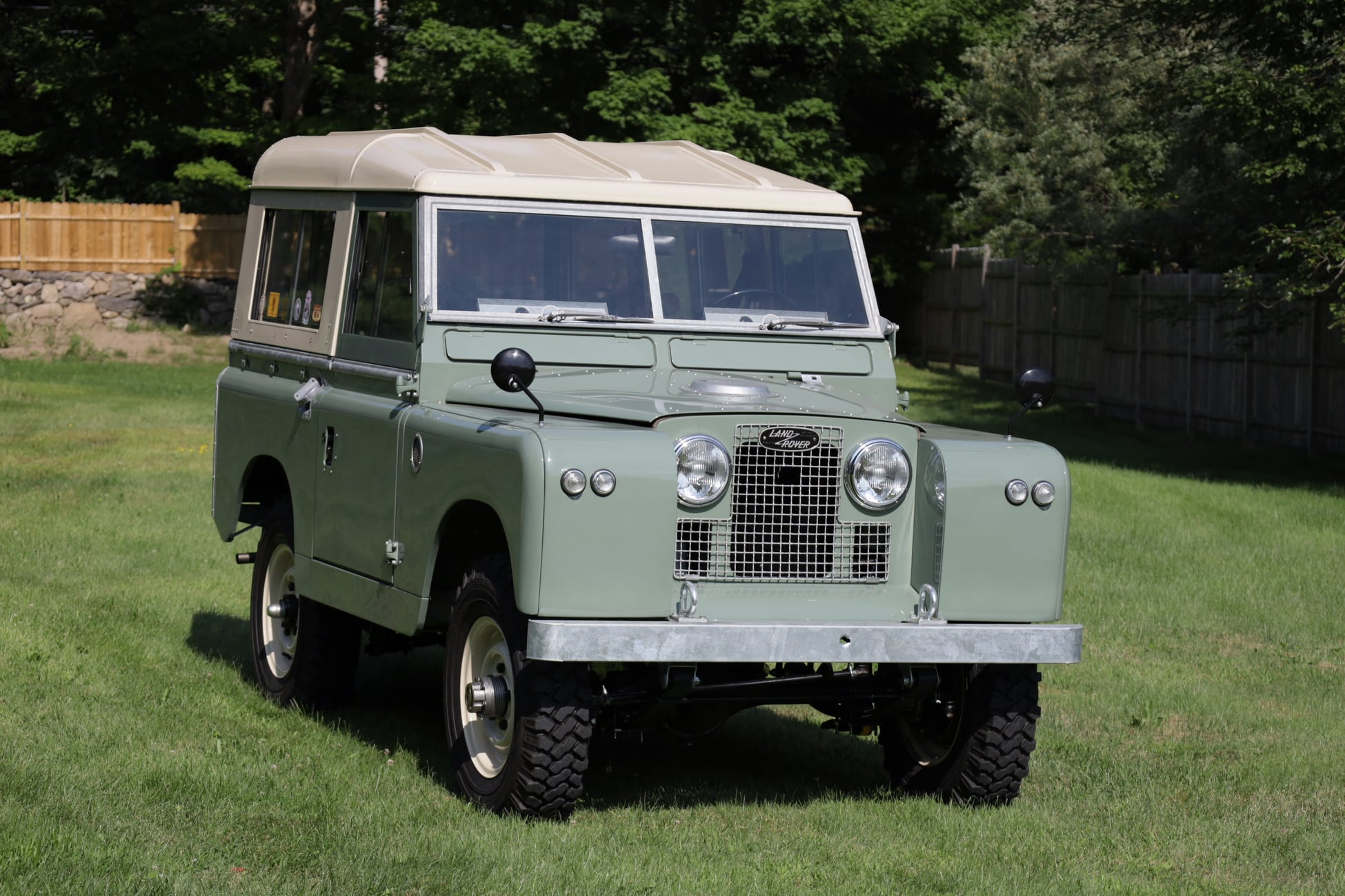 1965 Land Rover Series IIA Pastel Green Restored 7