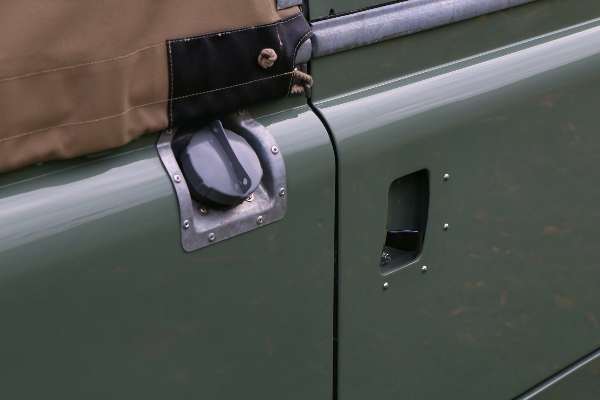 1965 Land Rover Series IIA Pastel Green Photo 10