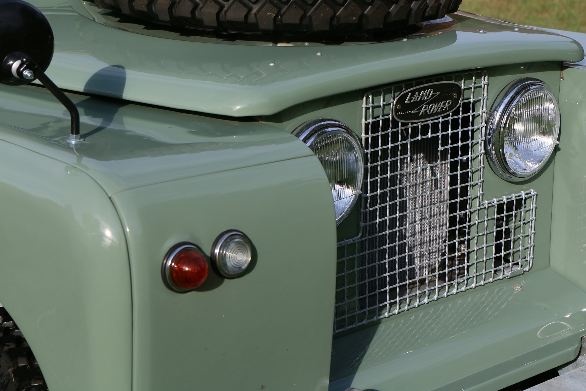 1965 Land Rover Series IIA Pastel Green Photo 6