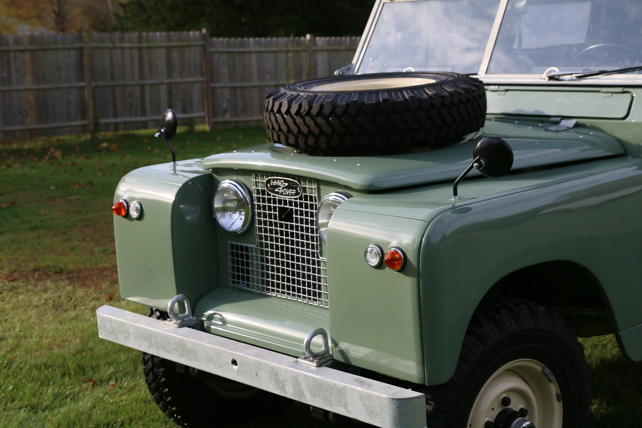 1965 Land Rover Series IIA Pastel Green Photo 7