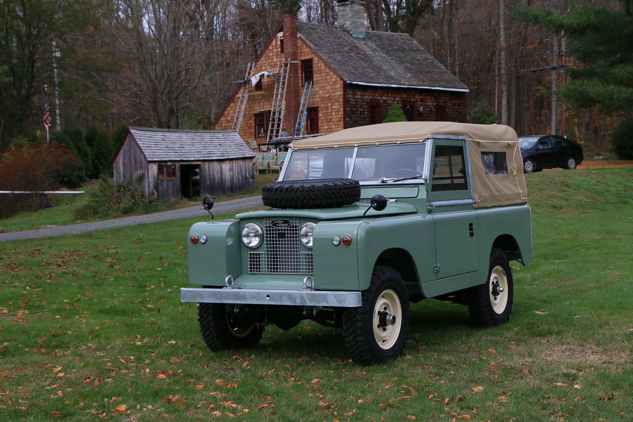 1965 Land Rover Series IIA Pastel Green Photo 8