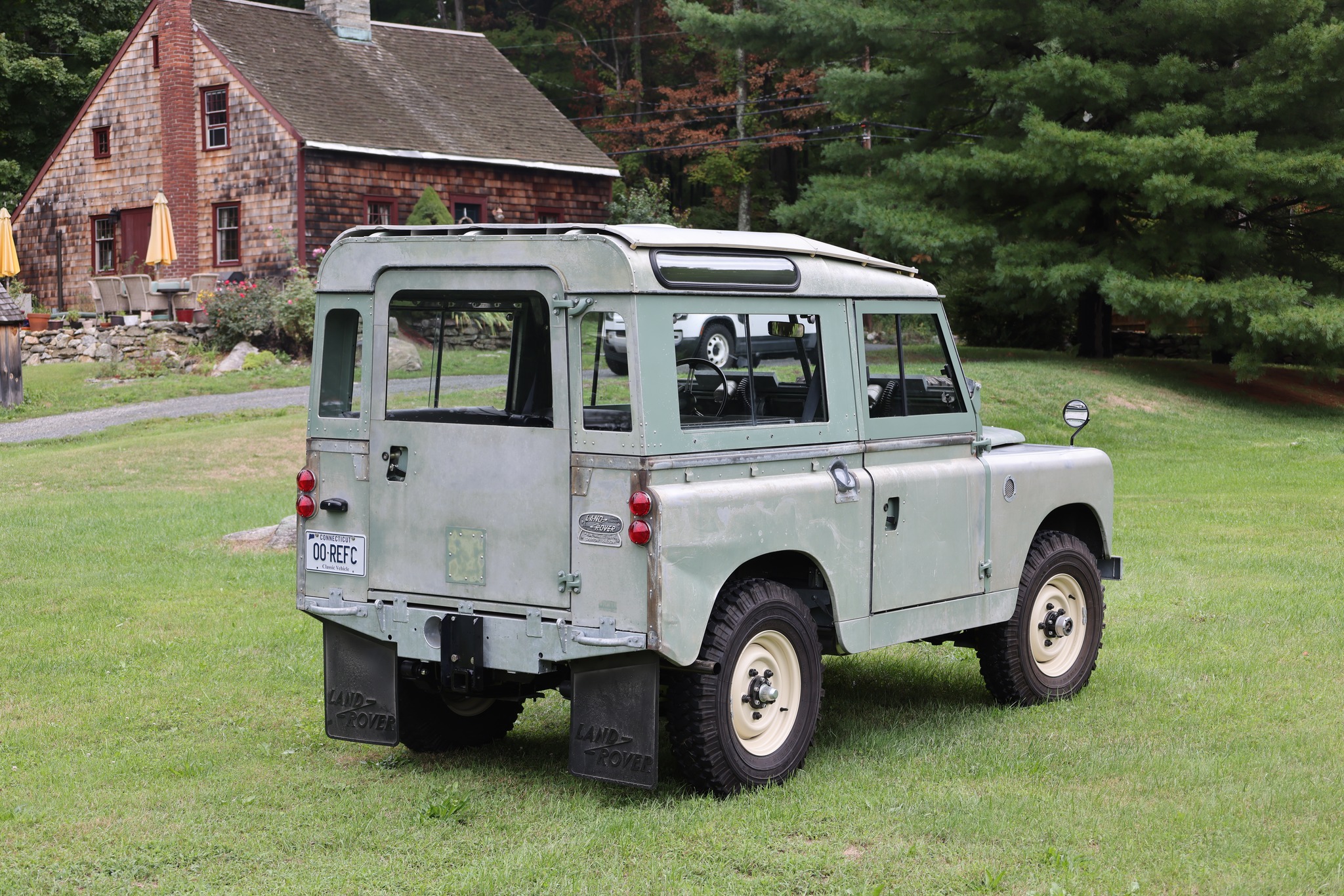 1965 Land Rover Series IIA Pastel Green Patina Restored 8