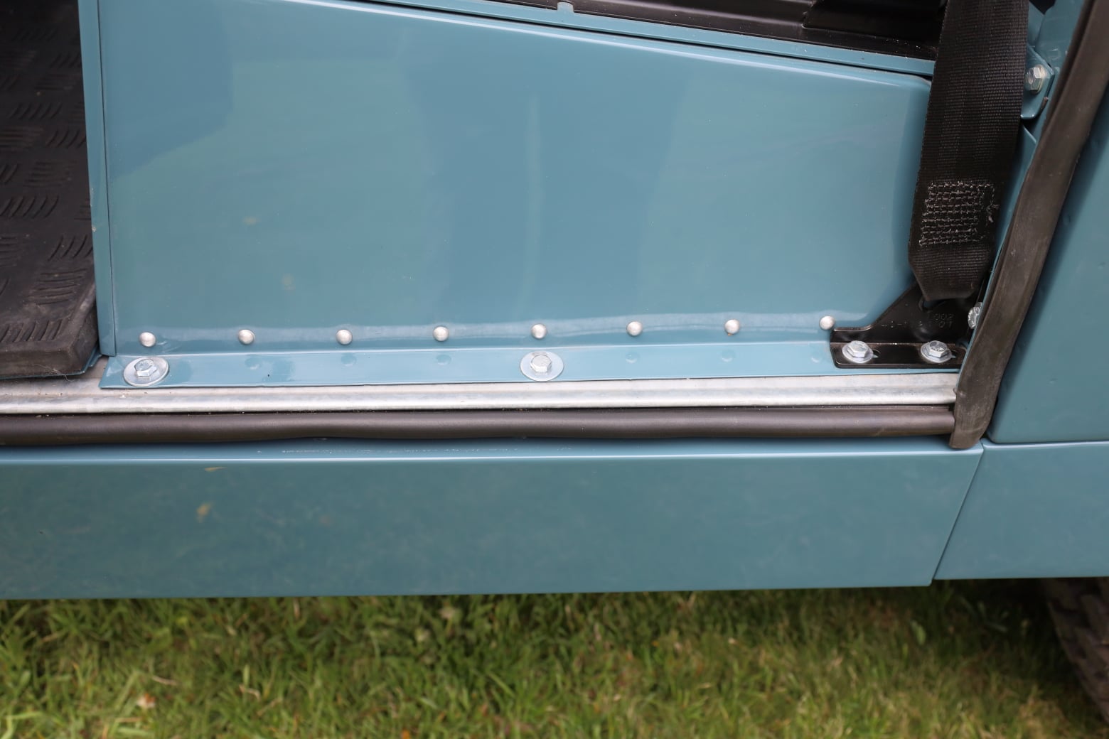 1966 Land Rover Series IIA Marine Blue Restored 19