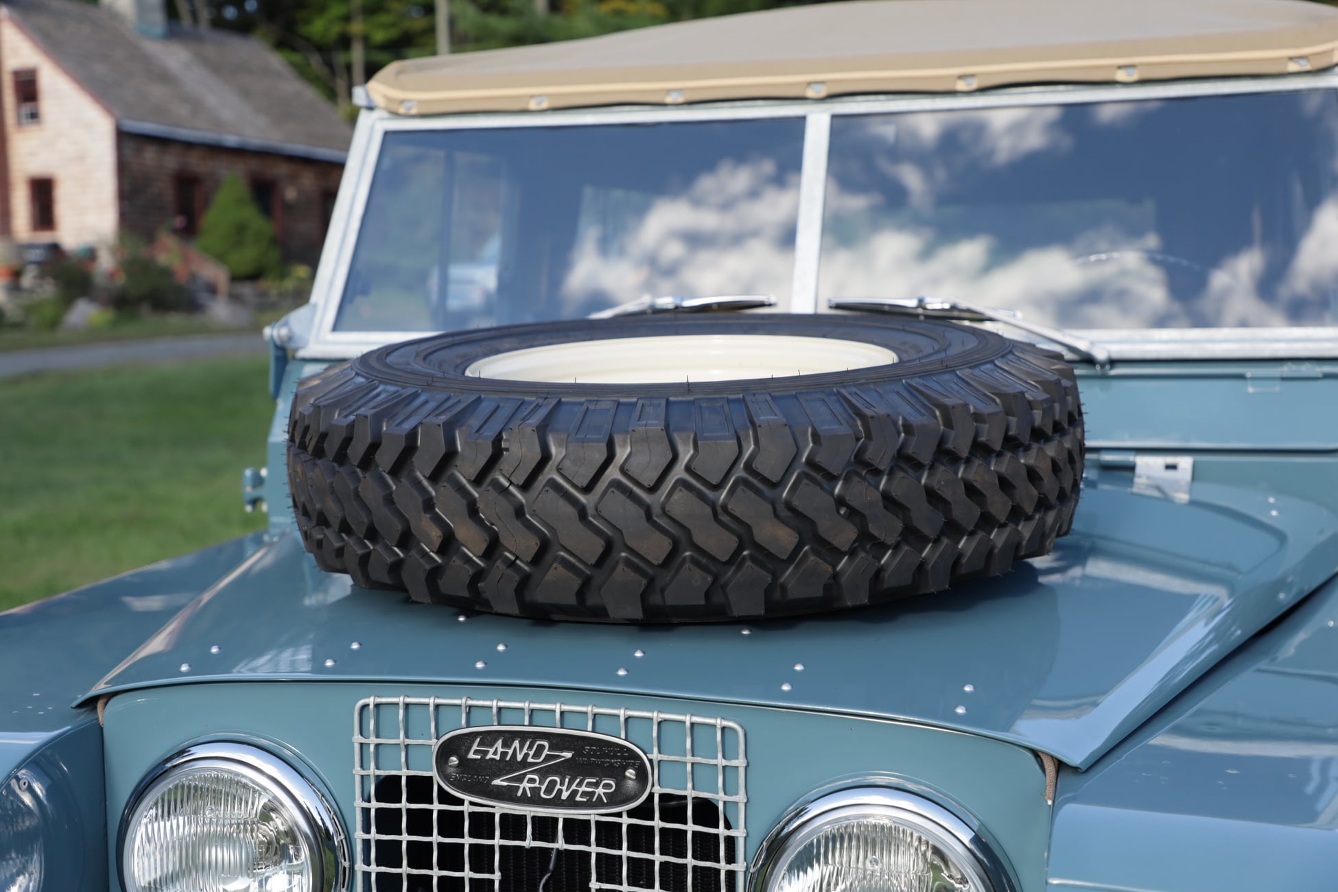 1968 Land Rover Series IIA Marine Blue Restored 14