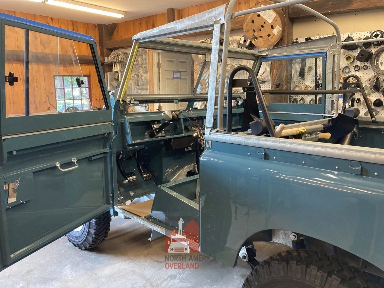 1968 Land Rover Series IIA Marine Blue Restored 34