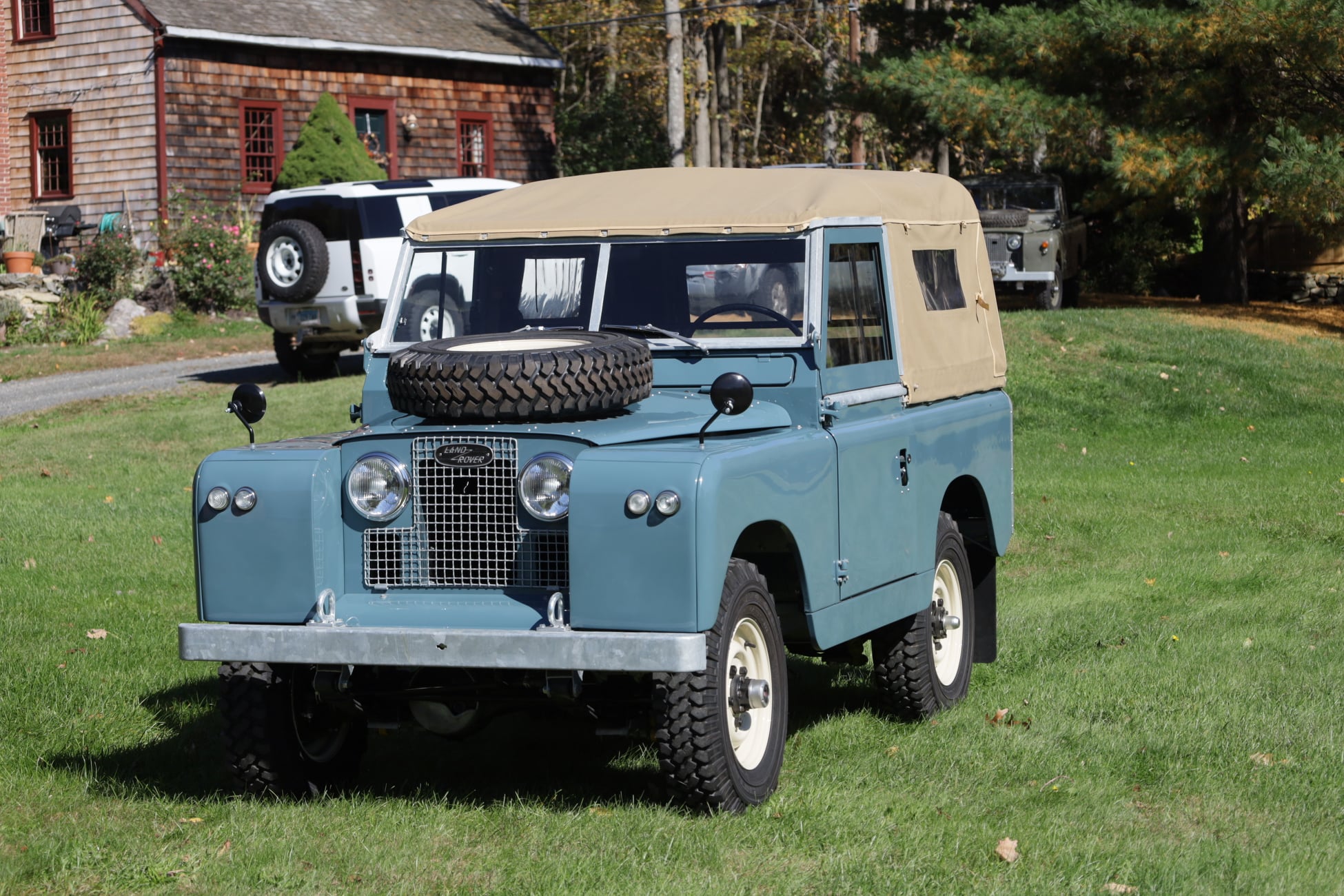 1968 Land Rover Series IIA Marine Blue Restored 8