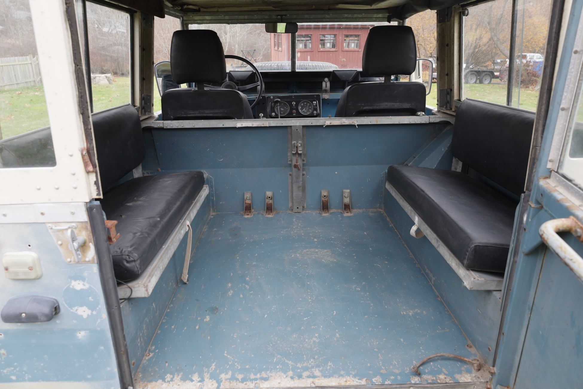 1970 Land Rover Series IIA Marine Blue Photo 17