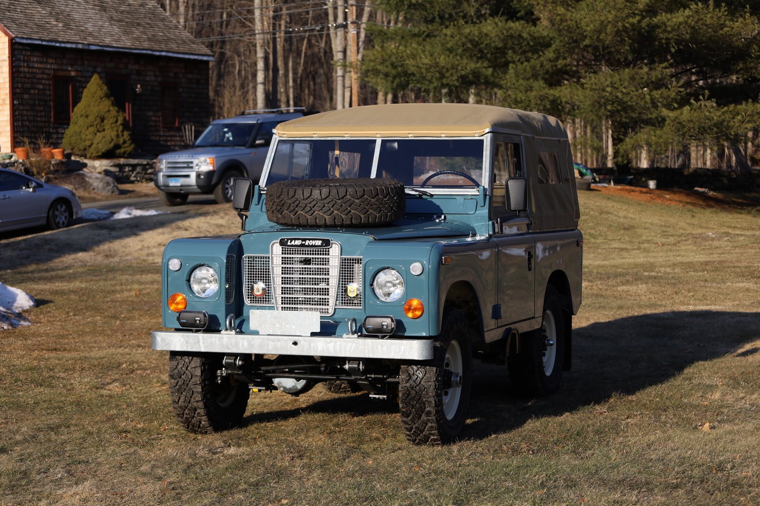 1973 Land Rover Series III Marine Blue Soft Top