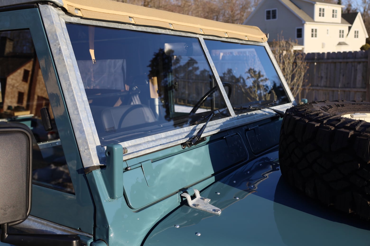 1973 Land Rover Series iii Marine Blue Restored 14