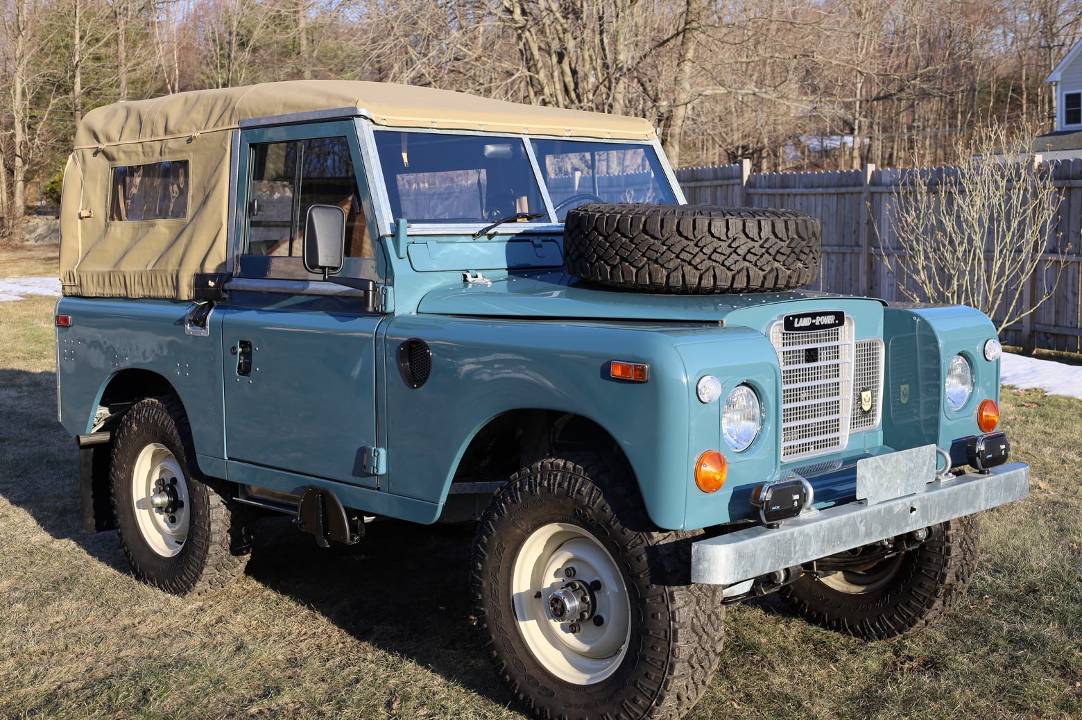 1973 Land Rover Series iii Marine Blue Restored 16