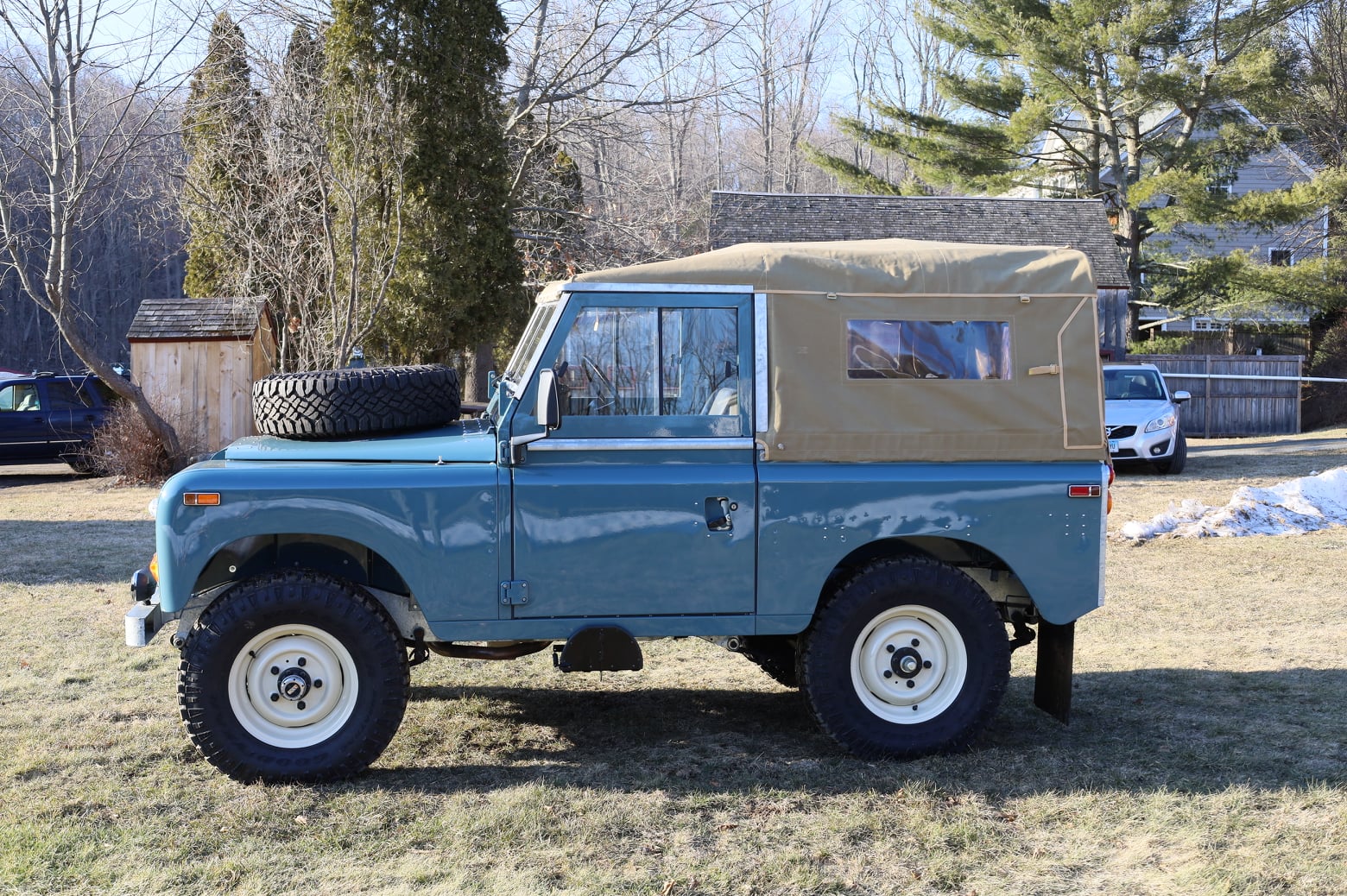 1973 Land Rover Series iii Marine Blue Restored 20