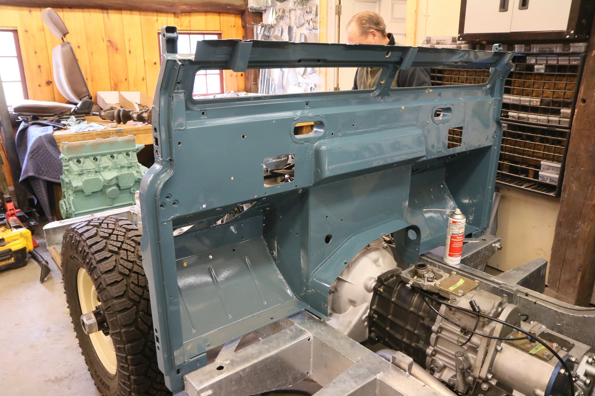 1973 Land Rover Series iii Marine Blue Restored 33