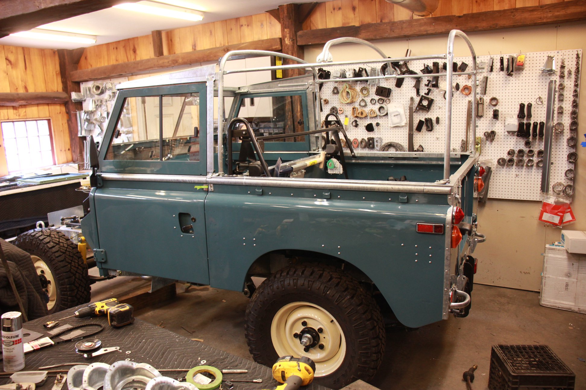 1973 Land Rover Series iii Marine Blue Restored 37