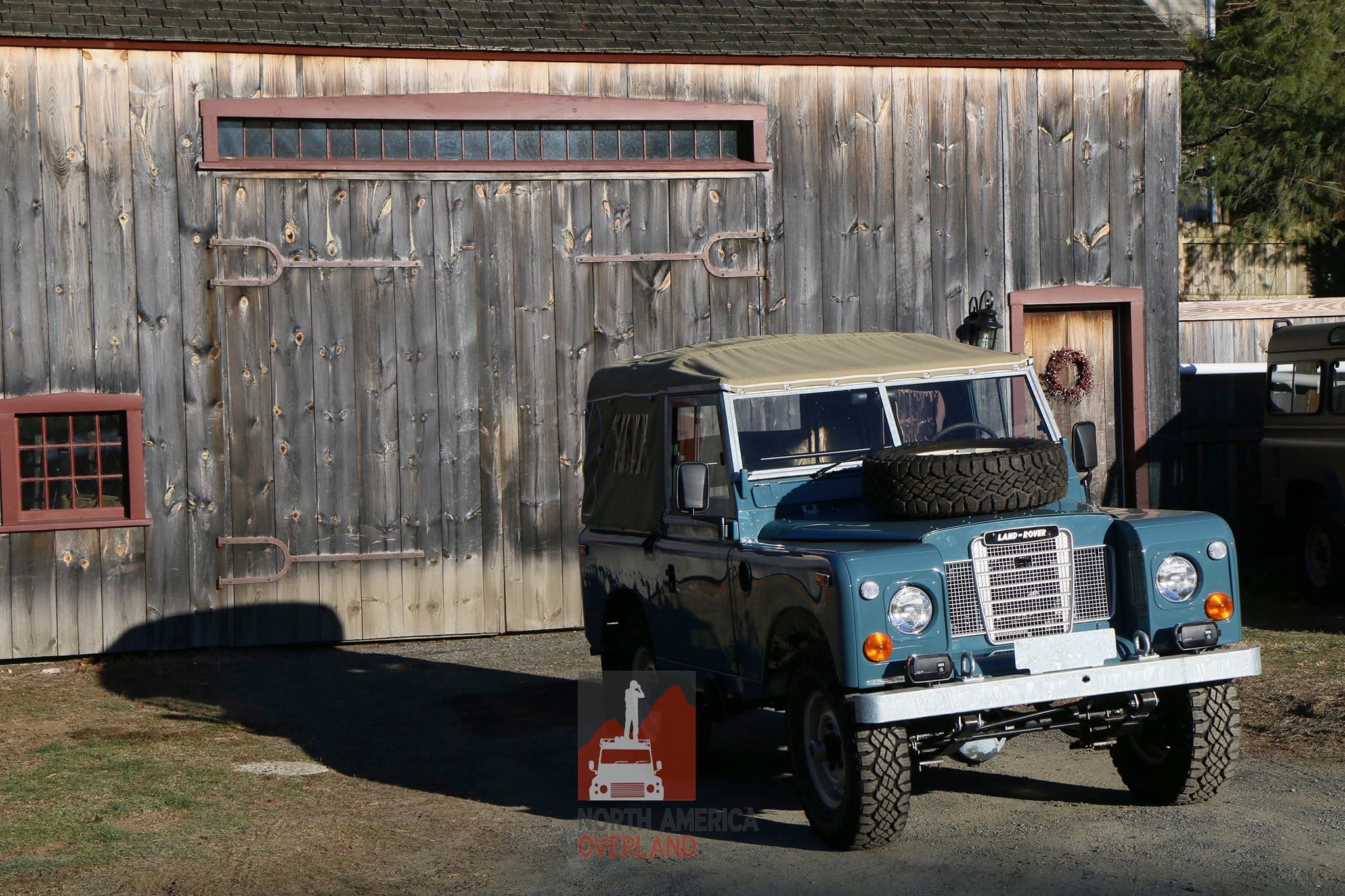 1973 Land Rover Series iii Marine Blue Restored 4