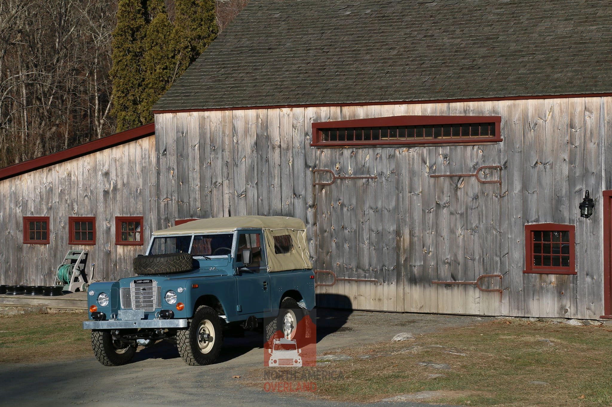 1973 Land Rover Series iii Marine Blue Restored 7