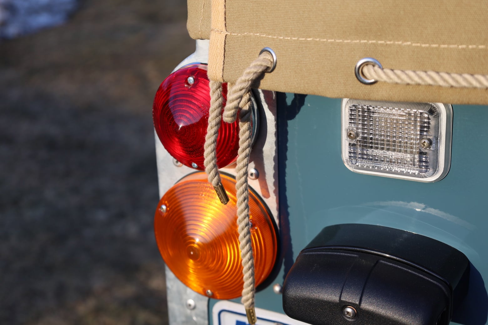 1973 Land Rover Series iii Marine Blue Restored 8