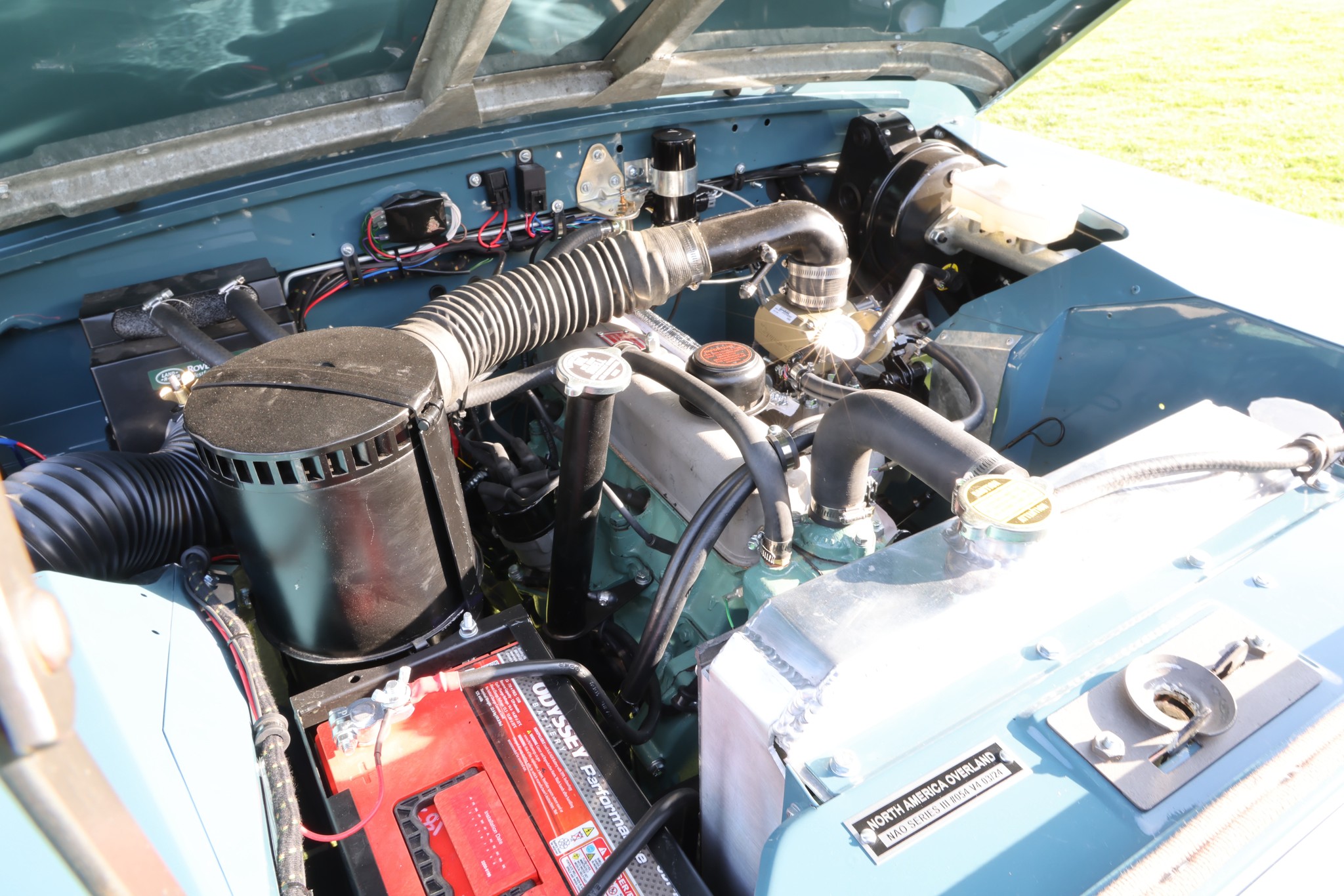 1974 Land Rover Series III Marine Blue Restored 19