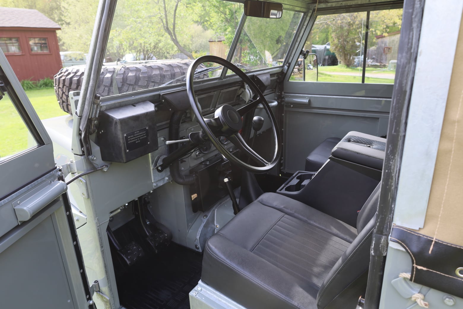 1977 Land Rover Lightweight Restored 13