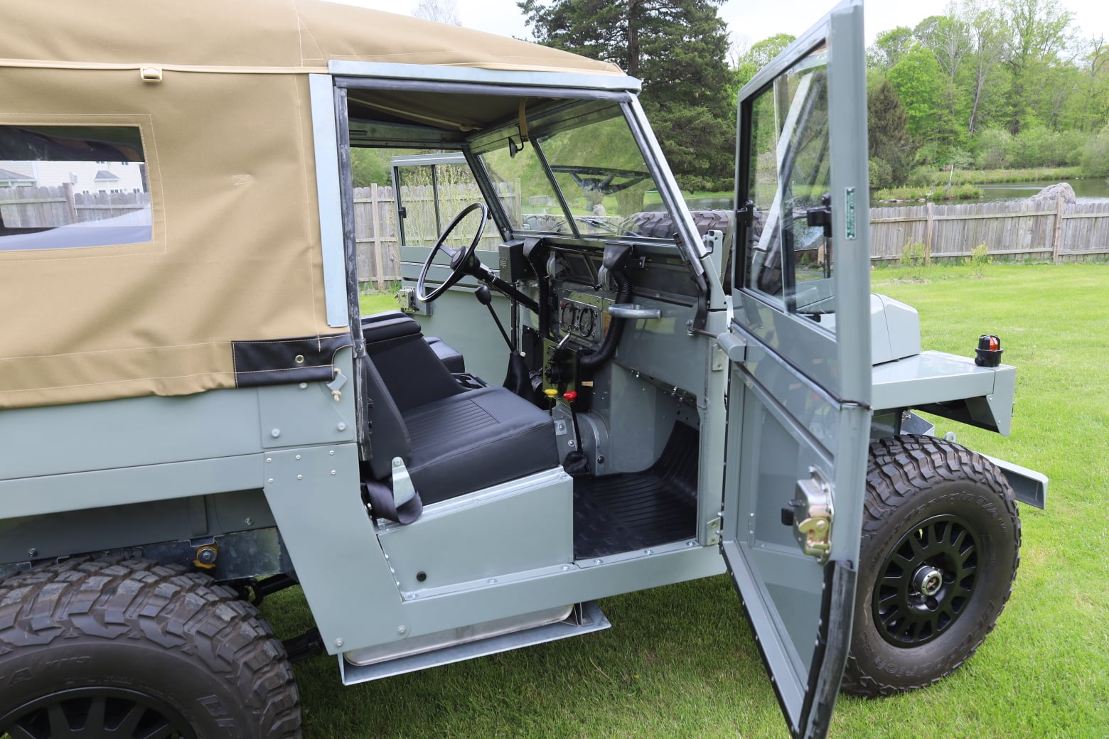 1977 Land Rover Lightweight Restored 33