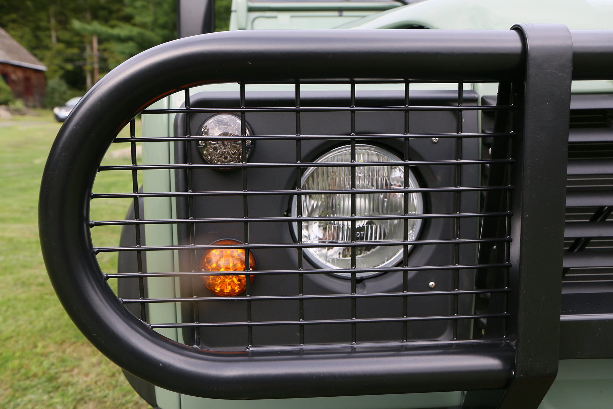 1983 Land Rover Defender 110 Pastel Green Photo 12