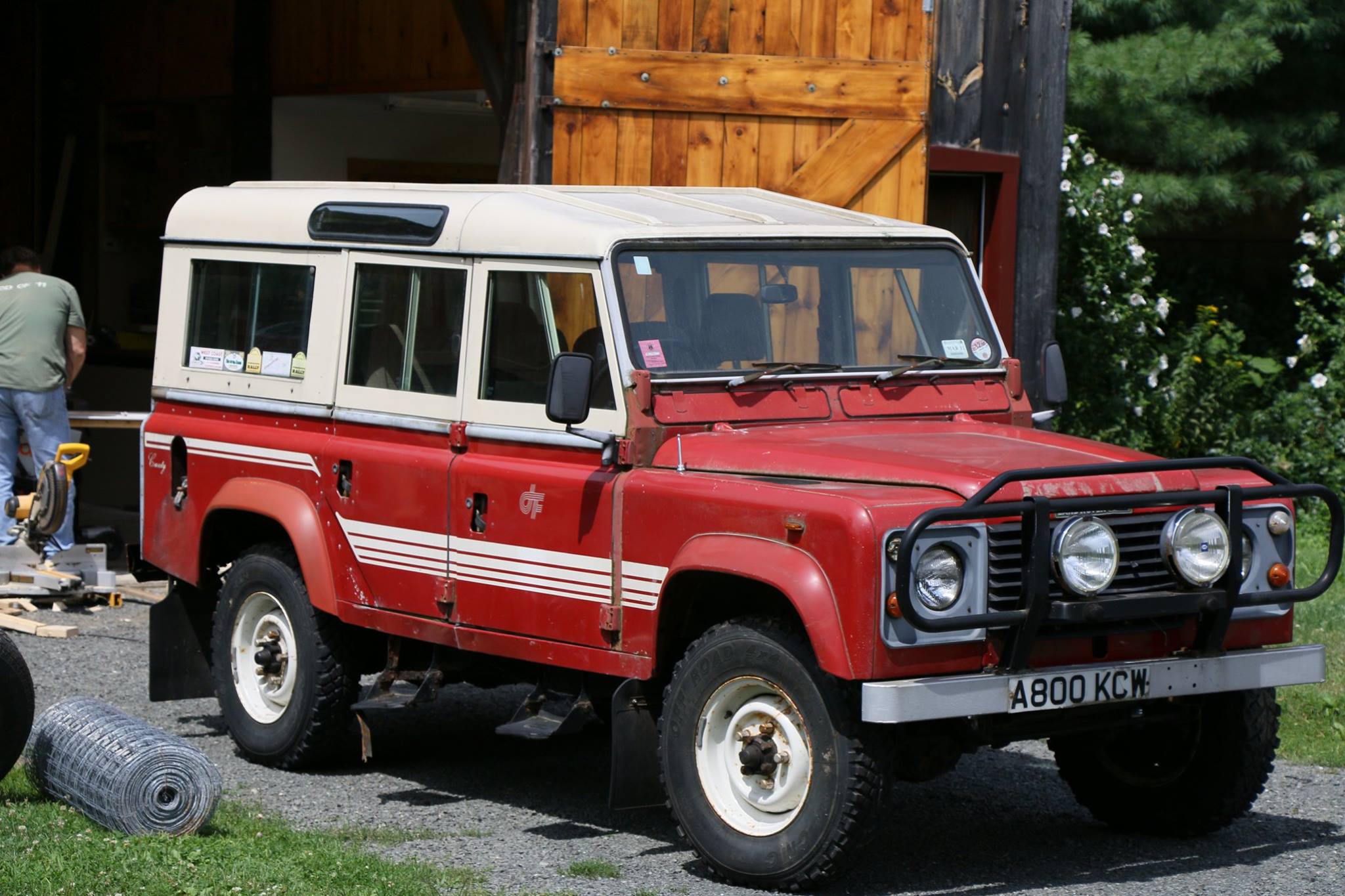 1983 Land Rover Series IIa in Limestone Photo 1