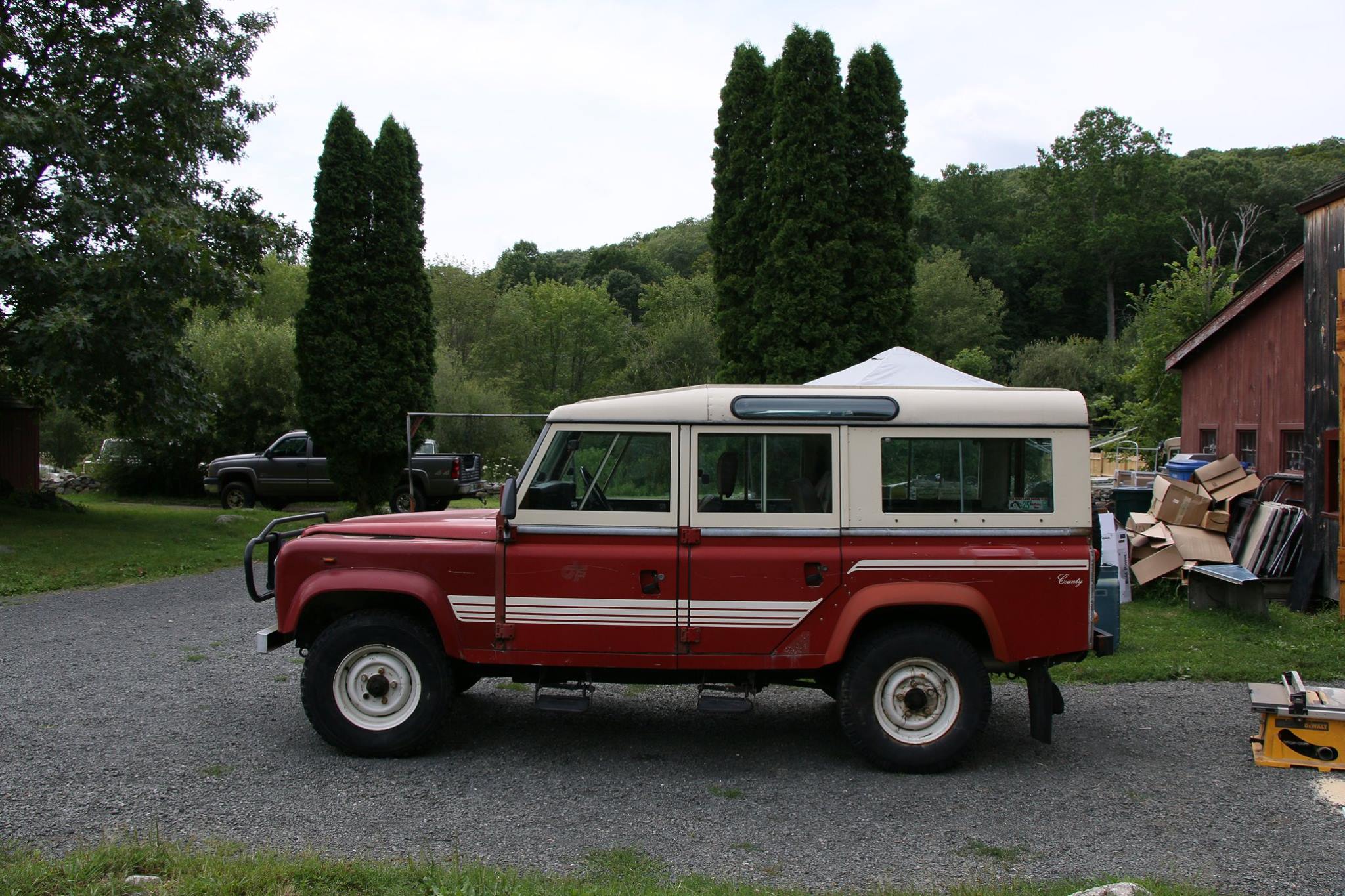 1983 Land Rover Series IIa in Limestone Photo 2