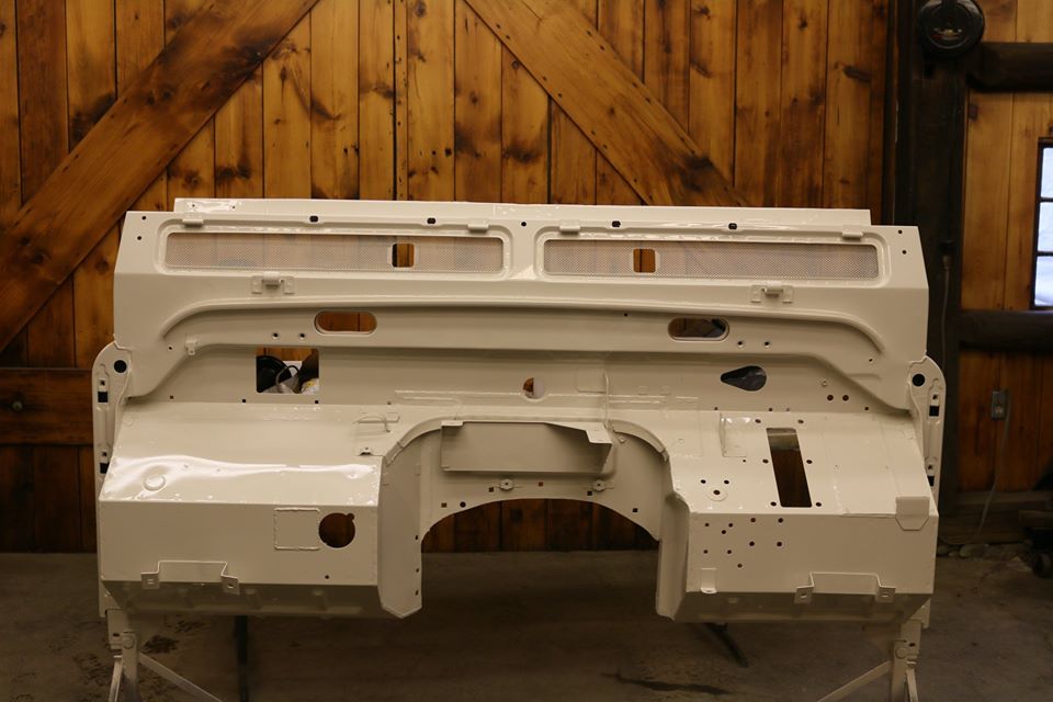 Land Rover Defender 110 NAS under restoration photo 10.