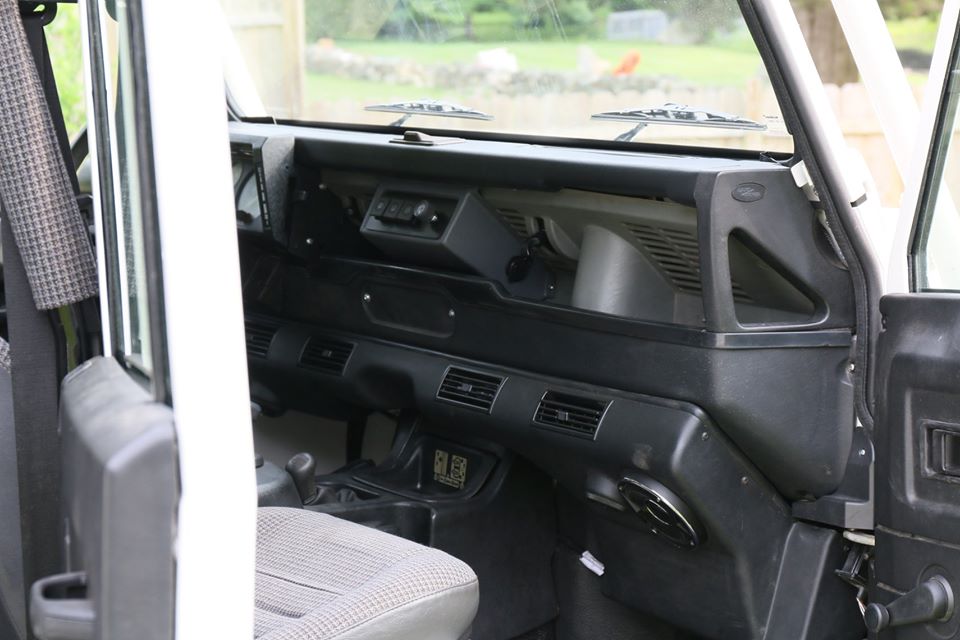 Land Rover Defender 110 NAS under restoration photo 46.