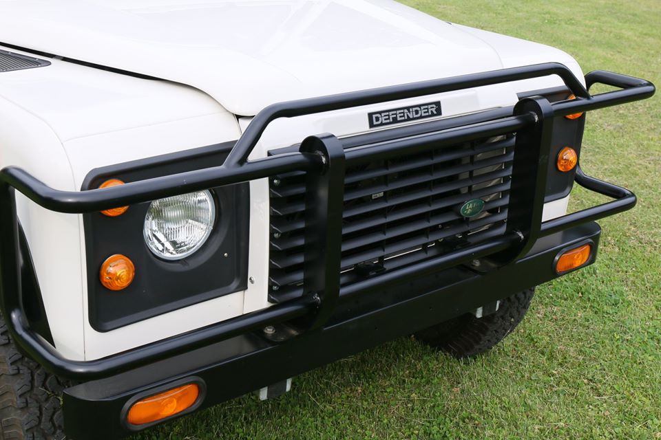 Land Rover Defender 110 NAS under restoration photo 60.