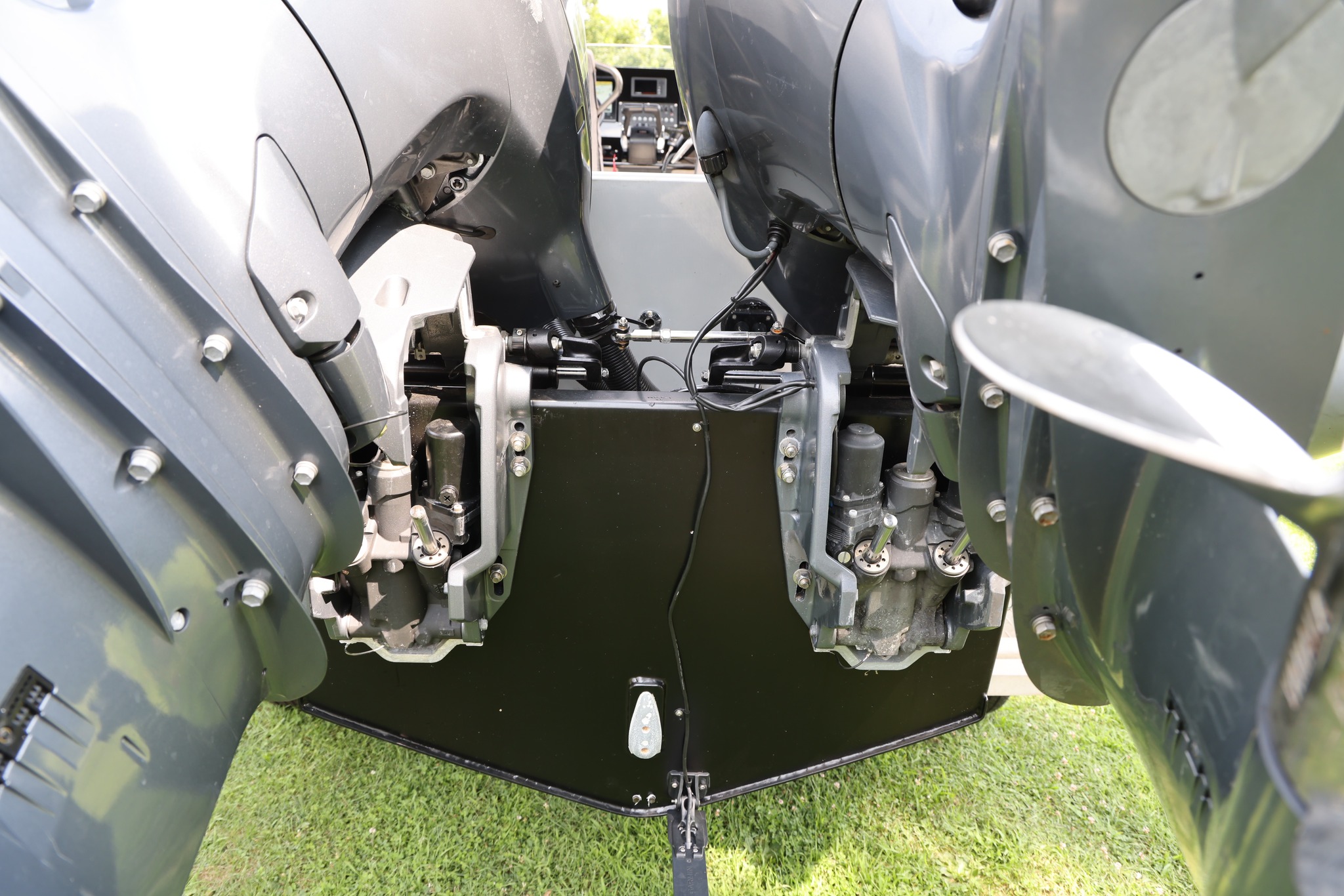 1994 Zodiac Hurricane 733 NAO 8