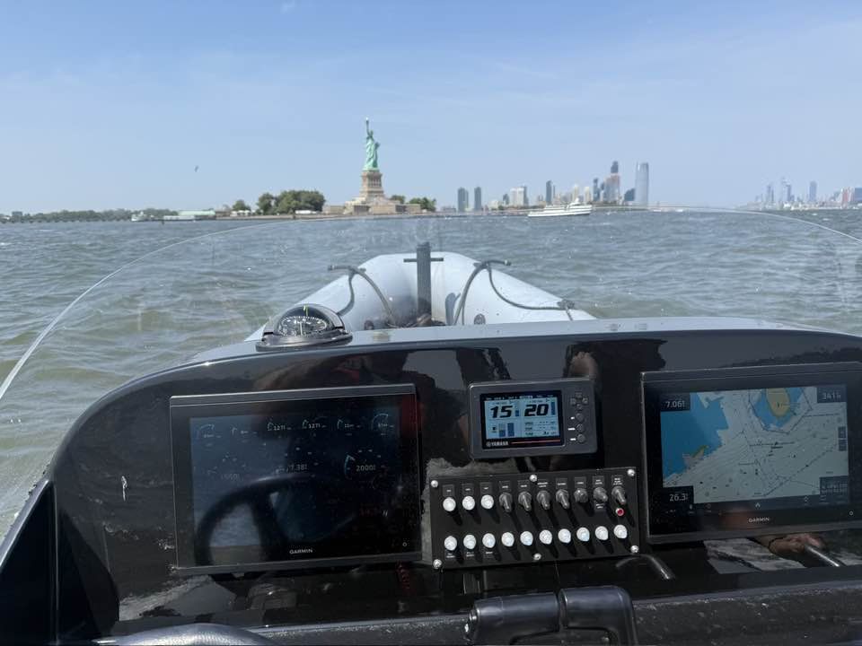 1994 Zodiac Hurricane 733 NAO 10