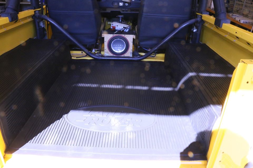 Land Rover Defender 90 NAS under restoration photo 17.